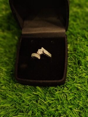 Silver Solitaire Ring - Image 2